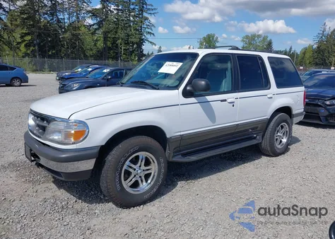 1998 Ford Explorer Eddie Bauer/Limited/Xl/Xlt from USA, damaged, VIN 1FMZU34E3WZA90831
